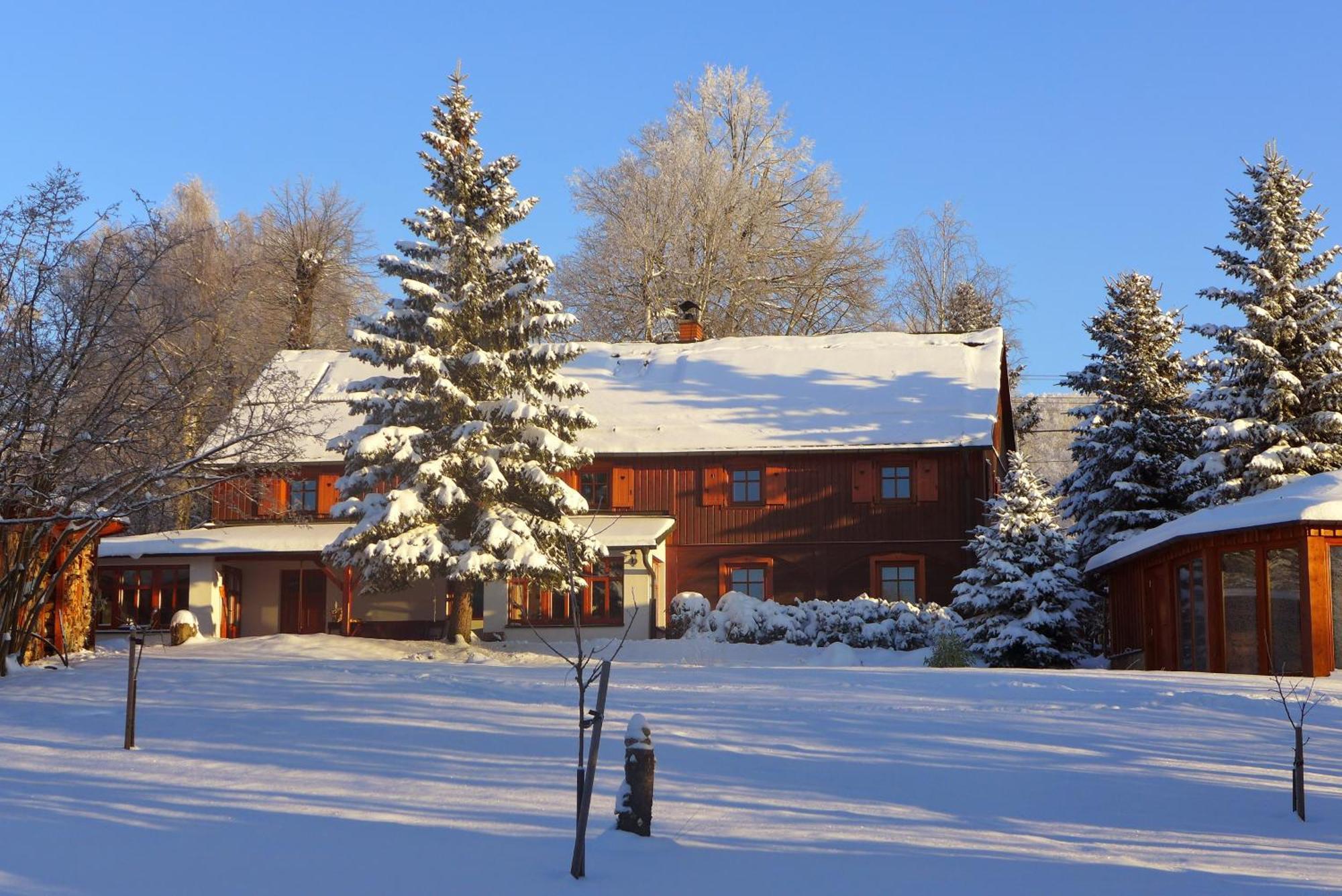 Guest House Sneznik 외부 사진